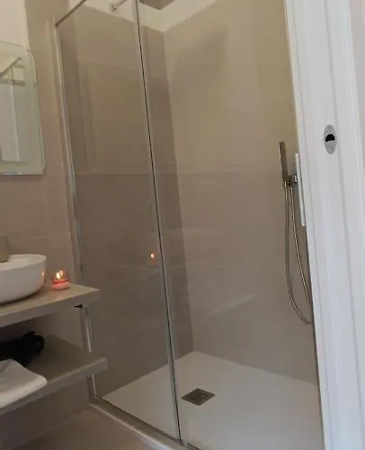 Alojamento de Acomodação e Pequeno-almoço A Casa Nostra 3*